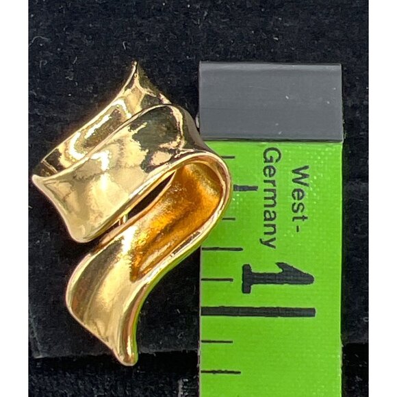 Avon Gold-Tone Ribbon Clip-On Earrings - Picture 6 of 6